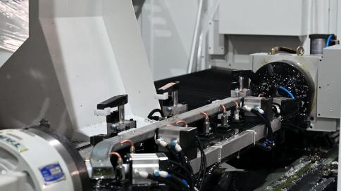 6713e123d6c99.jpg PDE轉臺特寫(1).jpg